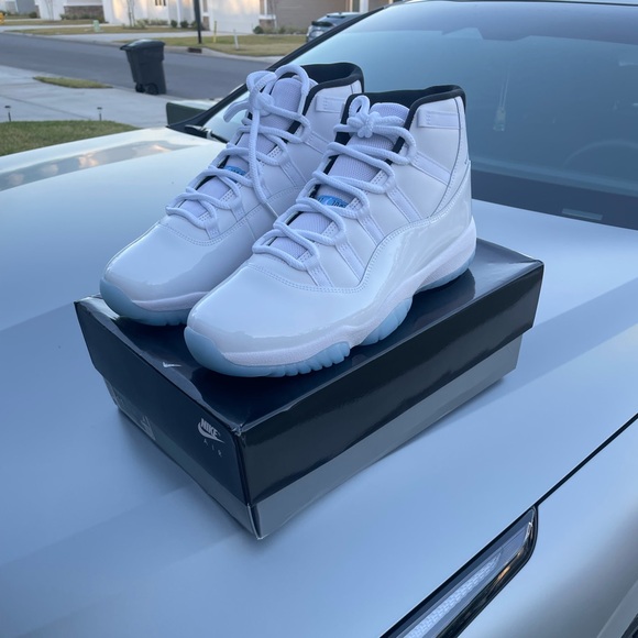 Jordan 11 legend blue - Picture 3 of 5